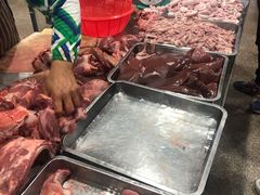 -标记美食新鲜猪杂(兴南大道店)