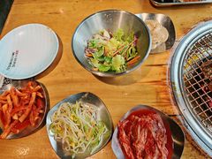 -唯成•韩国炭火烤肉 유성고기