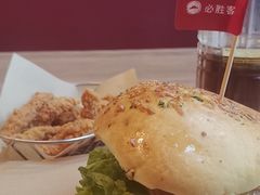 -必胜客(吾悦广场店)