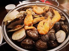 -洁神饭庄·海鲜·青岛菜·30年老字号(五四广场店)