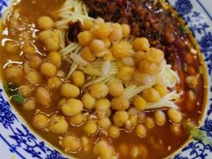 -渝之汇牛肉豌杂面