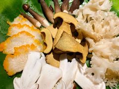 -钢管厂五区小郡肝串串香火锅(梅川路店)