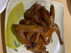 红烧乳鸽-吉莲利苑海鲜酒家(珠海拱北28年老字号店)