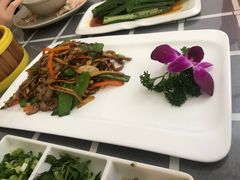 茶树菇牛肉-成记海鲜粥(意大利风情街店)