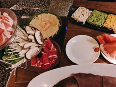 -九鼎轩脆毛肚火锅(铜山万达店)