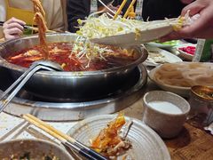 -肖肖酸萝卜鱼火锅(总店)