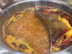 -黔哆哆地摊酸汤火锅(清湖店)