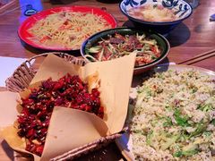 -先启半步颠小酒馆(白麓里店)