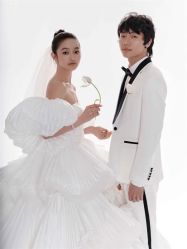 -易摄影婚纱摄影工作室