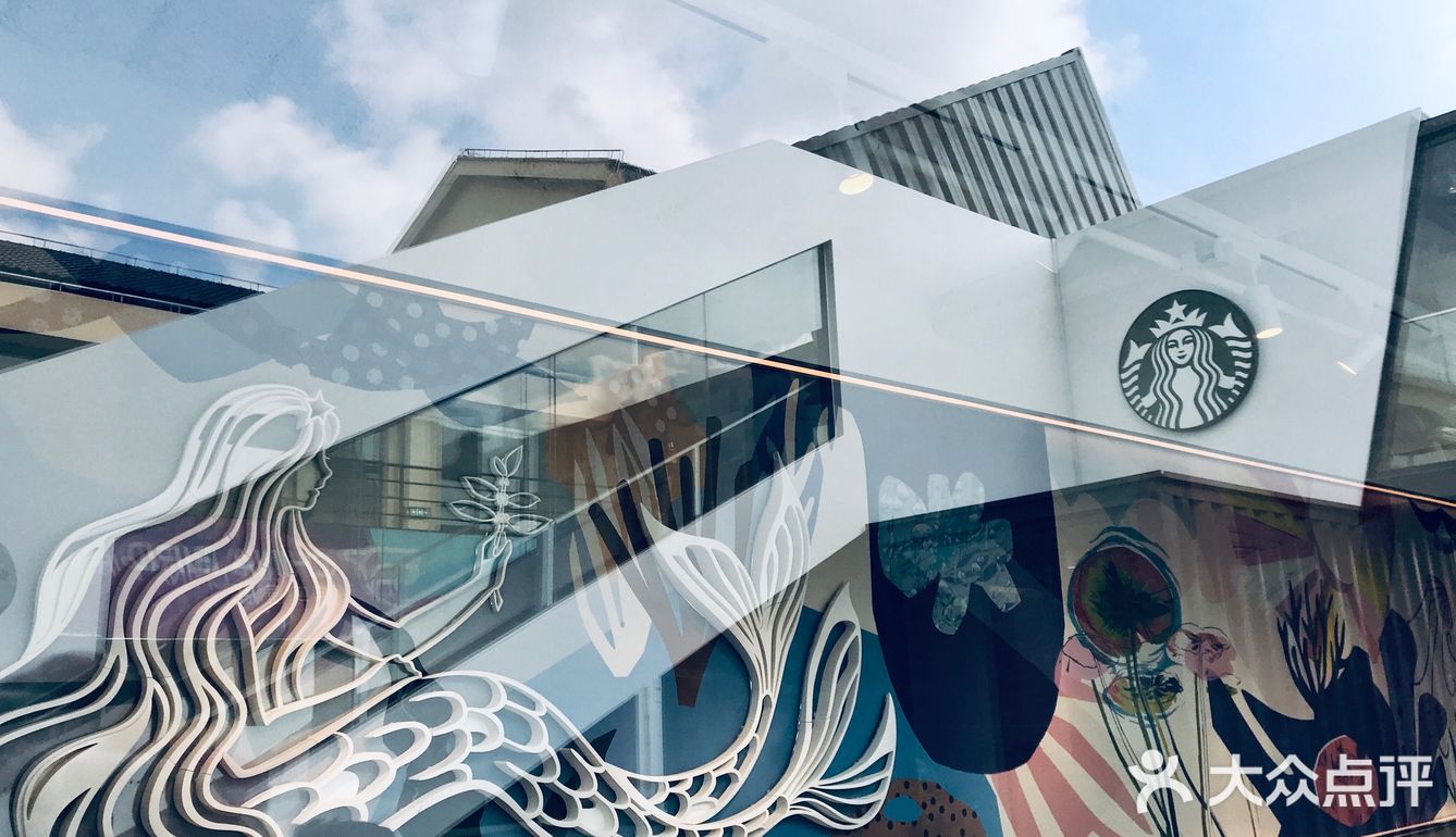 网红打卡集装箱星爸爸,建筑有点帅气哟!