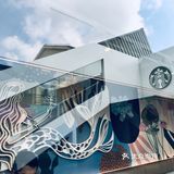 网红打卡集装箱星爸爸,建筑有点帅气哟!