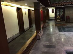 -梅龙镇酒家(南京西路总店)