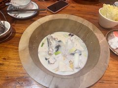 -滇香肴·云南菜蒸汽石锅鱼(云南北路店)