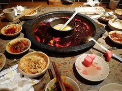 -舒家大院重庆老火锅(纪念塔店)