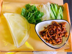 -关东小磨东北菜(上海长风大悦城店)