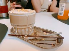 -露露家咖啡店
