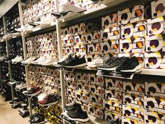 -五环Outlets(高新工厂店)
