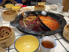 -卤校长重庆火锅(恒隆广场店)