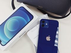 -Apple零售店(华贸购物中心店)
