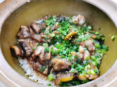 黄鳝田鸡煲仔饭-红星光发煲仔饭(文海店)