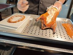 -草窝烤鸭·新京菜(振华广场店)