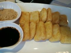-尘香•传统川菜(创汇首座店)