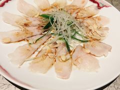 薄切鲜鱼片-穹六人间 people 6(岳阳路店)
