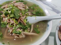 羊杂汤-清真喜兰老丁羊汤特色小吃