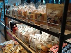 面包甜点陈列柜-多乐之日(田林东路店)