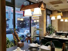 大堂-草家酱蟹炭火烤肉店(珲春南路一店)