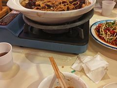 -霄汉牛三鲜湖北砂锅菜(万松园2店)