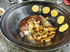 -缘福乡村铁锅炖民宿(八达岭店)
