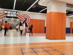 -悦动体能篮球羽毛球网球(三里河店)