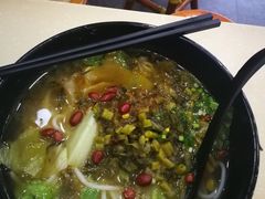 -龙记桂林米粉(财满街店)