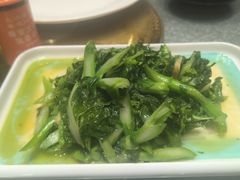 -土砂锅生态山庄·非遗砂锅雅鱼