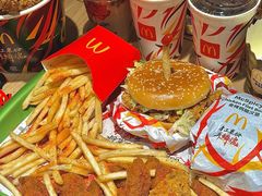 -麦当劳(世博广场店)