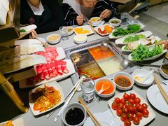 四宫格锅底-海底捞(大学路店)