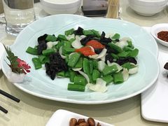 -伊和园清真餐饮