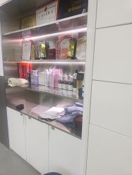 点击看大图 -首脑美发沙龙