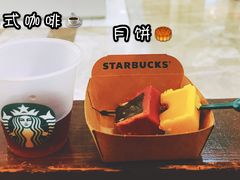 -星巴克(杭州西湖银泰1F店)