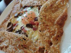 熏肉鸡蛋芝士奶油蘑菇可丽饼-RAC BAR(安福路店)