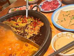 -周小明火锅(黑金冠社区店)