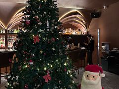 -Mogul Eatery·大亨餐酒馆