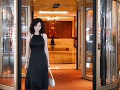 -深圳富苑皇冠假日套房酒店