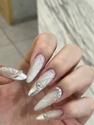 -纤贝儿美甲·科技美肤