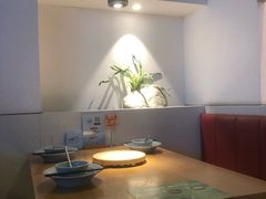 -蜜桃餐厅·伴山(绿宝广场店)