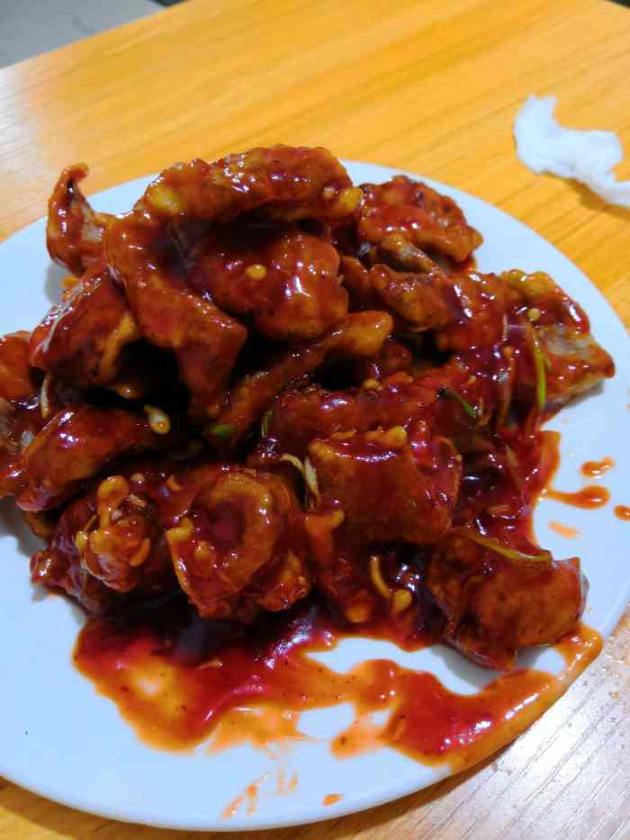 清真南来顺饭庄-"环境比一般小吃部要好一些,挺宽敞的.