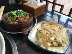 -乐山食古香跷脚牛肉