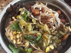 -灵山卢梅燕粉店