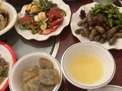 -聚首堂·特色小吃·肘子(什刹海德胜门店)